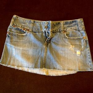 American Eagle super short jean skirt size 10